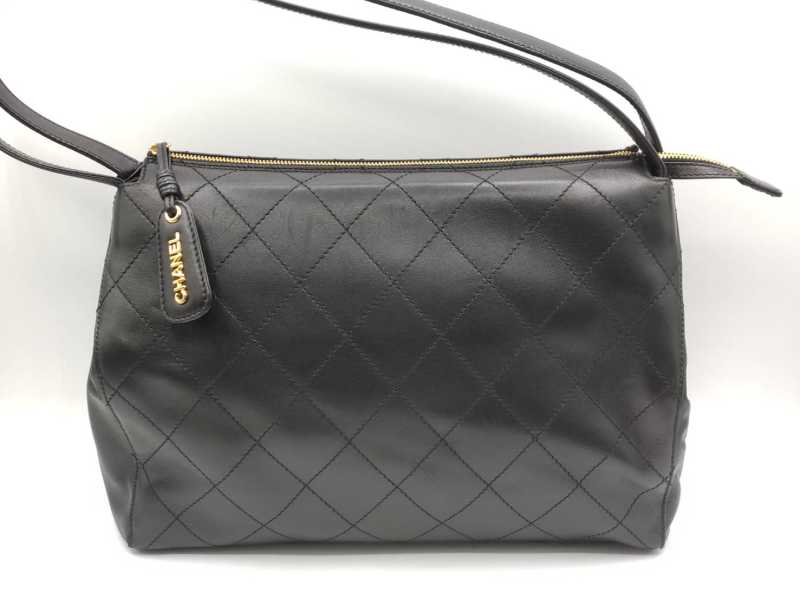 シャネル買取　ショルダーバッグ